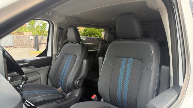 Ford Transit Custom 320 L2 Diesel Fwd 2.0 EcoBlue 150ps H1 Double Cab Van Sport - Image 34